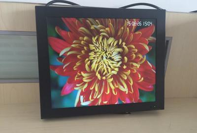 厂家直销17寸商用落地高清液晶广告机 楼宇网络广告机单机选购指南