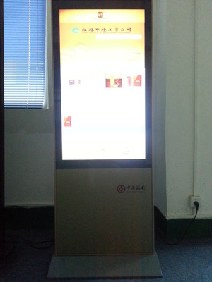 御览光电 厂家直销定制个性液晶广告机，联网信息发布系统助力企业品牌升级