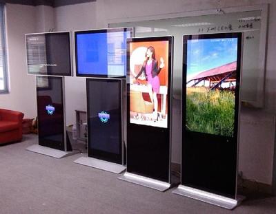 液晶广告机行业如何应对日益复杂的市场挑战——以双面广告机为例